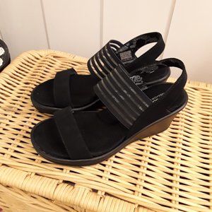 Skechers memory foam sandals